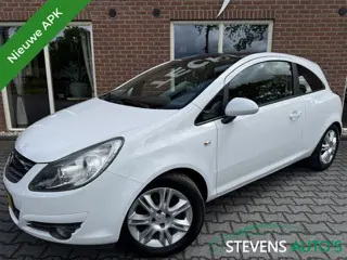 Opel Corsa 1.4-16V Color Edit. NIEUWE APK / RIJDT GOED / AIRCO / CRUISE / L
