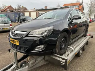 Opel Astra 1.4 Turbo Sport Distributie Broken (bj 2011)