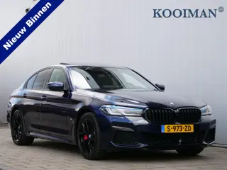 BMW 5 Serie 545e xDrive High Executive 394 Pk Automaat Navi / DAB / Camera's / Apple Carplay / Leer 