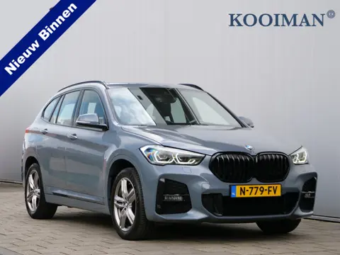 BMW X1 sDrive18i High Executive 136 Pk Automaat Navigatie / DAB / PDC / Trekhaak / Elektr Achterklep