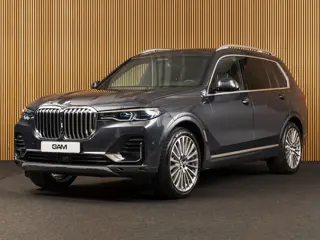 BMW X7 xDrive40i 22" | PANO | H/K | DRIVE+ | PARK+ | HUD