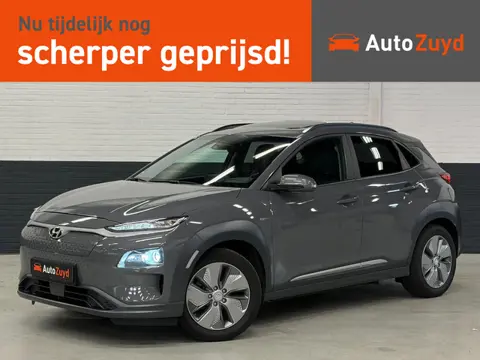 Hyundai Kona EV Premium 64 kWh Leder / Navi / Camera / DAB / Schuifdak