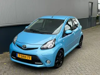 Toyota Aygo 1.0 VVT-i Dynamic Blue Airco Nieuwe apk NAP