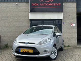 Ford Fiesta 1.4 Titanium /2De Eigenaar / Voorruit Verwarming / NAP / Clima / Automaat / PDC / LM Vel