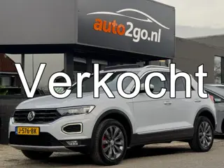 Volkswagen T-Roc 1.5 TSI AUT7 150PK PANODAK NAVI CAMERA DIGI-DASH APPLE-CARPLAY LED LMV PDC