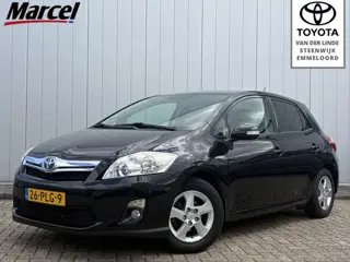 Toyota Auris 1.8 Full Hybrid Aspiration NL Auto 100% Dealer Onderhouden Trekhaak Clima Cruise
