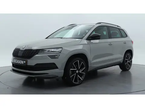 Škoda Karoq 1.5 TSI DSG 150pk Sportline Business Matrix-LED | Navigatie | 19"lm
