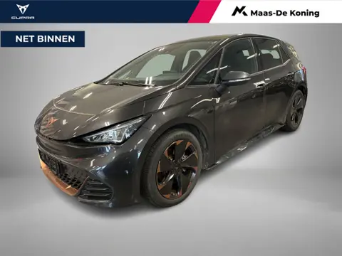 CUPRA Born 204pk Essential 62 kWh · Panoramadak · SOH 95,7% · Camera ·  P-Sensoren · Apple/Android C