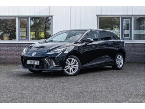 MG 4 Comfort 64 kWh (bj 2023, automaat)