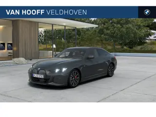 BMW i4 eDrive40 M Sport / Schuif-kanteldak / Trekhaak / M Adaptief onderstel / Parking Assistant Plu