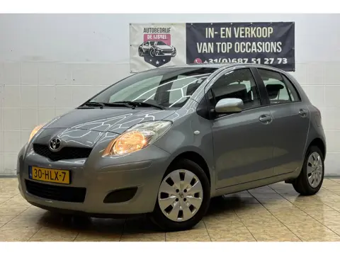 Toyota Yaris 1.3 VVTi Aspiration/2DE EIGN/NW APK/ rIJKLAAR