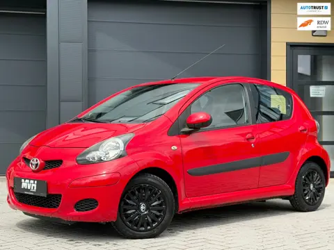 Toyota Aygo 1.0-12V Comfort - Airco - Nieuwstaat - 27500 KM