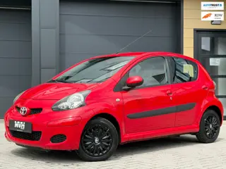 Toyota Aygo 1.0-12V Comfort - Airco - Nieuwstaat - 27500 KM
