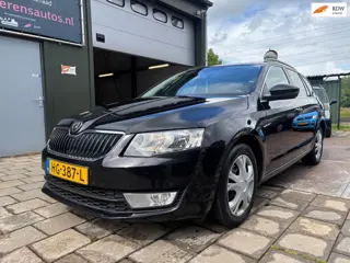 Skoda Octavia Combi 1.6 TDI Ambition DSG Navi Cruise