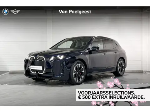 BMW iX xDrive45 | M-Sport Pro | Driving Assistant Plus | Harman/Kardon | Sky Lounge | Soft-Close Por