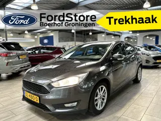 Ford Focus EcoBoost 100pk Lease Edition | Trekhaak | Parkeersensoren achter | Airco | Cruise | Apple