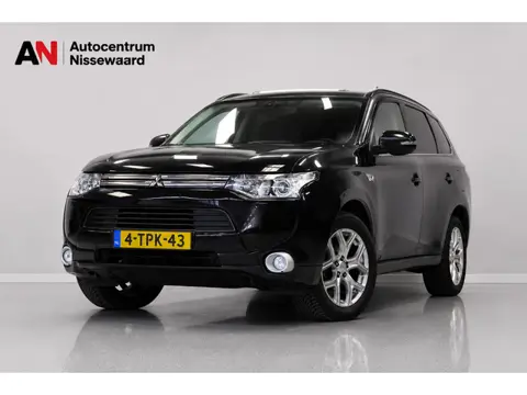 Mitsubishi Outlander 2.0 PHEV instyle |Open Dak|Leder|Climate|