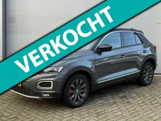 Volkswagen T-Roc 1.5 TSI Sport l Volledig Dealer Onderhouden l Virtual Cockpit l Navi l Automaat l A