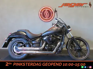 Kawasaki VN900 VN 900 CUSTOM VANCE&HINES (bj 2010)