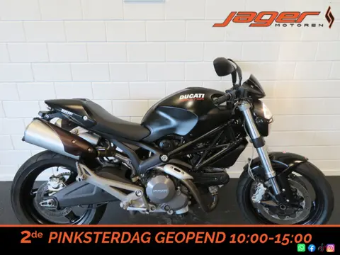 Ducati MONSTER 696 M696 TOP CONDITIE!! (bj 2008)