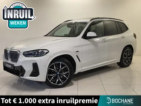 BMW X3 xDrive30e M-sport | Panoramadak | Laser Light | Leer | Head-up | Open dak |