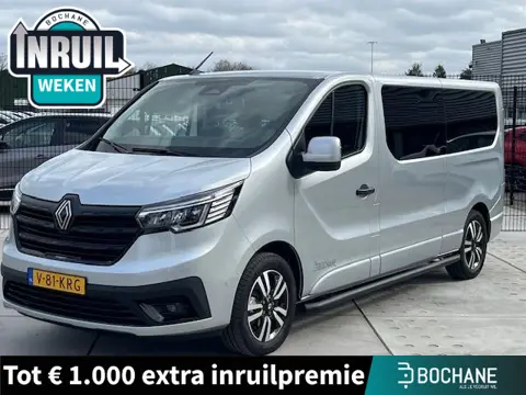 Renault Trafic 2.0 Blue dCi 170 DC T30 L2H1 Anniversary | BPM vrij | Direct leverbaar | Navigatie | 