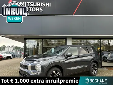 Mitsubishi Outlander 2.4 PHEV Intense Nieuw uit voorraad leverbaar | Stoelverwarming voor | Lederen 