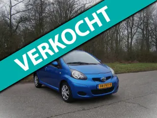 Toyota Aygo 1.0-12V . AUTOMAAT . Comfort Navigator . 5 Deurs . Airco . elc ramen . enz