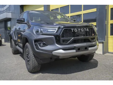 Toyota HiLux 2.8 D-4D Double Cab GR Sport