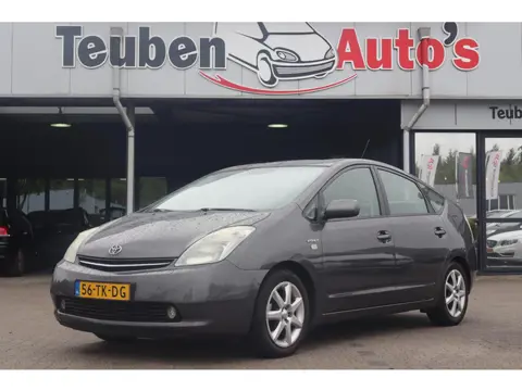 Toyota Prius 1.5 VVT-i Tech Edition | Navigatie | Climate control | Cruise control