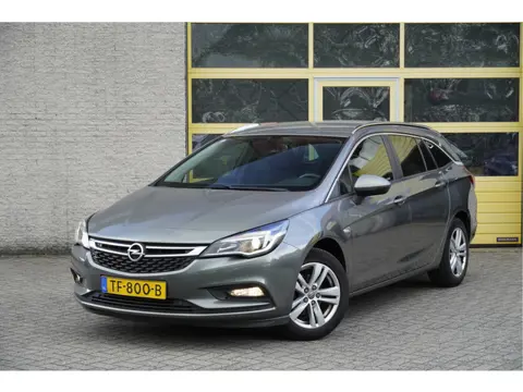 Opel Astra Sports Tourer 1.0 5drs Online Edition BJ2018 Lmv 16" | Led | Pdc | Navi | Trekhaak | Acht