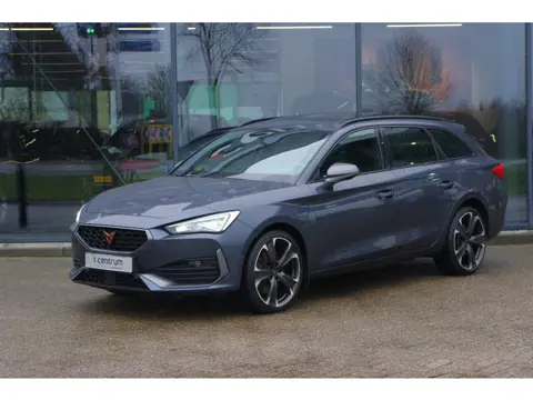 CUPRA Leon Sportstourer 1.4 e-Hybrid VZ 245 PK Performance, Panoramadak, Memory, WInterpakket, Kuips