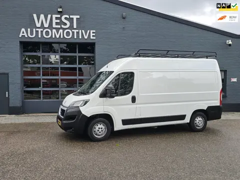 Peugeot Boxer 330 2.0 BlueHDI L2H2 MARGE GEEN BTW ERBIJ NAVI AIRCO 3 ZITPLAATSEN
