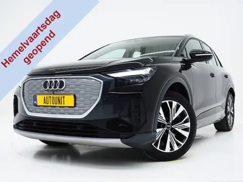 Audi Q4 e-tron 40 Edition 82 kWh | Stoelverwarming | Cruise | Climate | Carplay | Zwarte Hemel | DAB