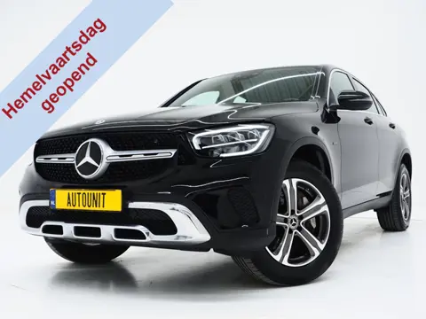 Mercedes-Benz GLC Coupé 300e 4MATIC | Leder | Camera | Virtual | Stoelverwarming | Donkere Hemel | D