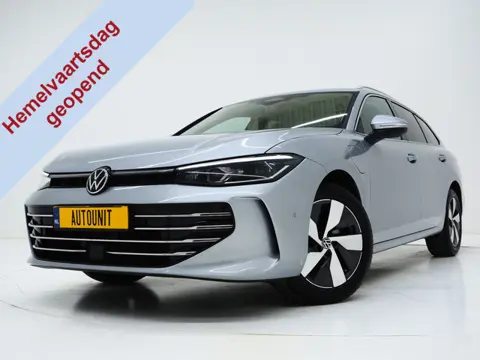 Volkswagen Passat Variant 1.5 eHybrid Elegance | Panoramadak | Leder | Trekhaak | HUD | Massage | 36