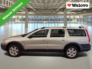 Volvo XC70 2.5 T Summum Prachtstaat ! goed onderhouden  met garantie