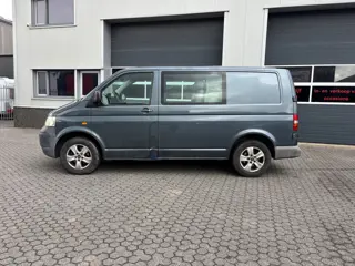 Volkswagen Transporter 2.5 TDI 300 Budgetline DC AIRCO