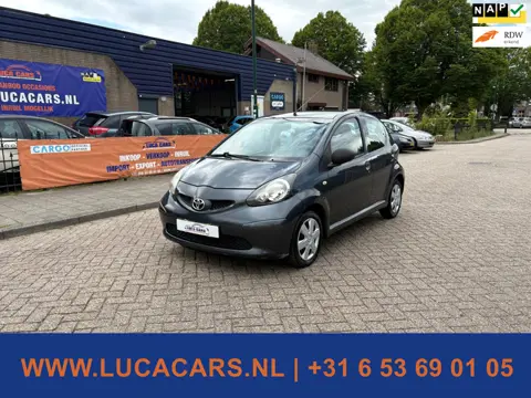 Toyota Aygo 1.0-12V AIRCO + NIEUWE APK!