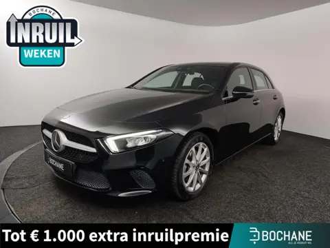 Mercedes-Benz A-klasse 200 d Advantage TREKHAAK | NAVIGATIE | ACHTERUITRIJCAMERA | PARKEERSENSOREN