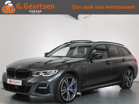 BMW 3-serie Touring 330e xDrive High Executive M-sport Panoramadak, Laser, Volleder, Memory, H&K, In