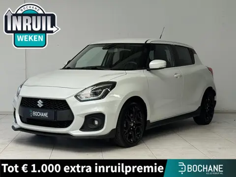 Suzuki Swift 1.4 Sport | Navigatie | Achteruitrijcamera | Sportstoelen | Lichtmetalen velgen 17” |