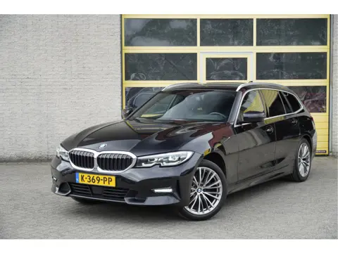 BMW 3 Serie Touring 318i Automaat! High Executive Edition BJ2021 Lmv 18" | Led V+A | Pdc | Elek. ach