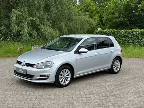 Volkswagen Golf 1.2 TSI Highline PDC I CARPLAY I CLIMA I UNIEKE KM I NWE APK