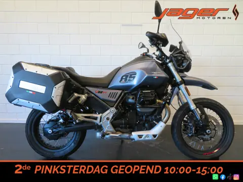 Moto Guzzi V85 TT ALL-ROAD HISTORIE BOEKJES (bj 2019)