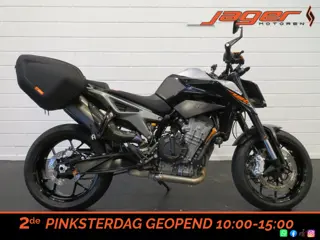 KTM 790 DUKE L AKRAPOVIC PERFECT! (bj 2018)