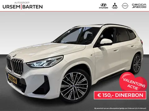 BMW X1 xDrive23i | Trekhaak 2.000 kg | M Pakket | Apple Carplay | Andoid Auto | Pano |