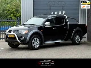 Mitsubishi L 200 2.5 DI-D Double Cab Intense 4X4 / CLIMA