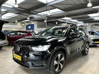 Volvo XC40 1.5 T5 Recharge 262 pk Inscription | Trekhaak | Stuur&Stoel verwarming | 19" LMV | Adapt.