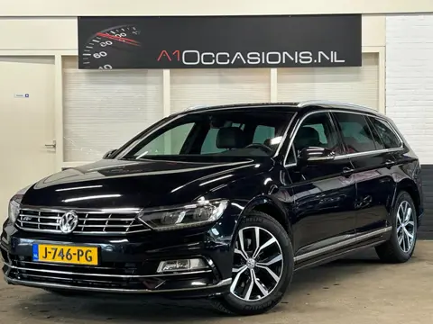 Volkswagen Passat Variant 1.4 TSI Connected Series r-line + STOELVERWARMING !!